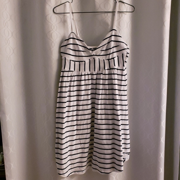 Aritzia TNA Striped Dress - Picture 1 of 4